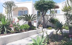 Villa Nikos Karamolegkos Kamari